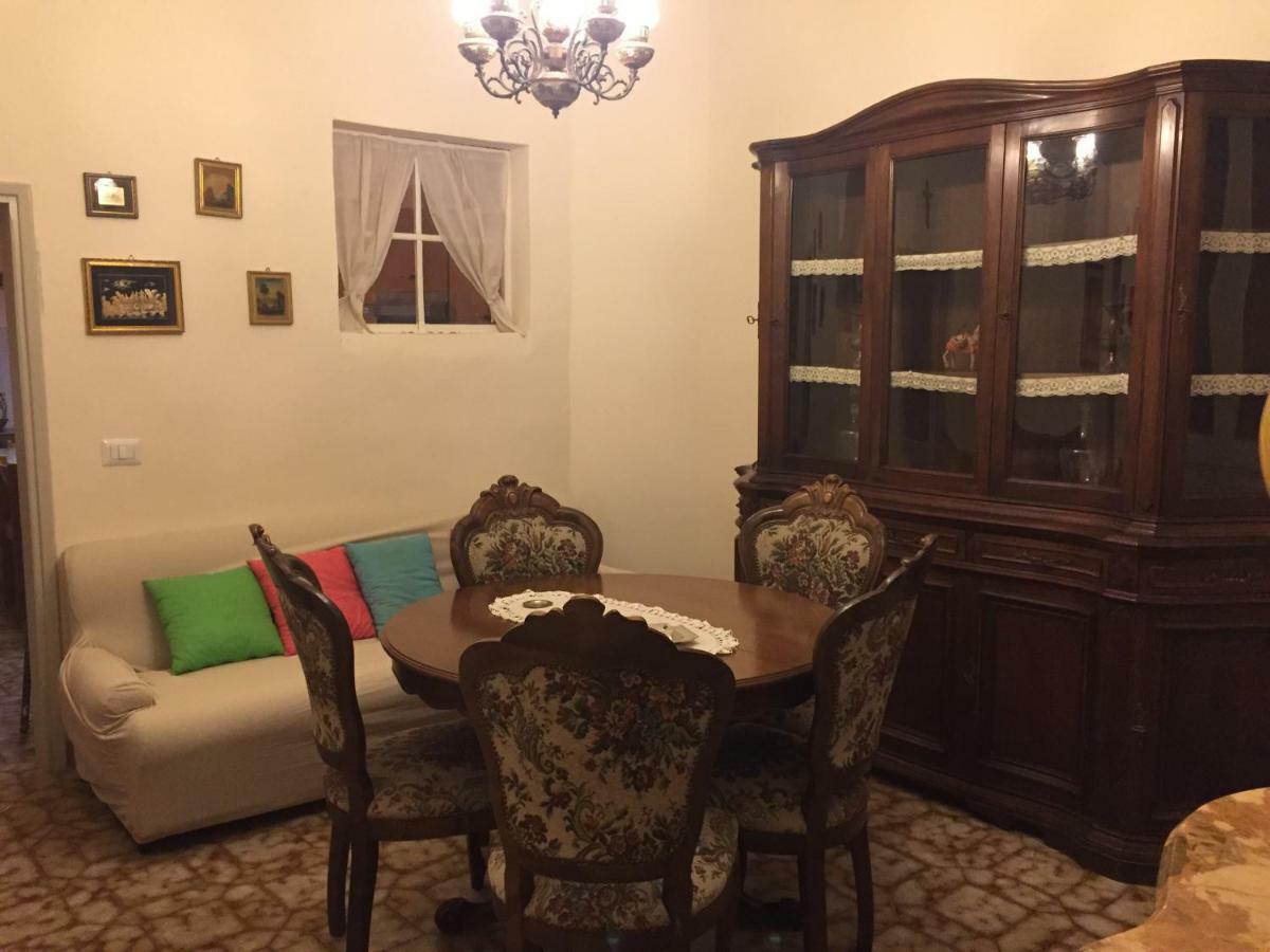 몬테바르치 La Casa Di Luigi 아파트 외부 사진