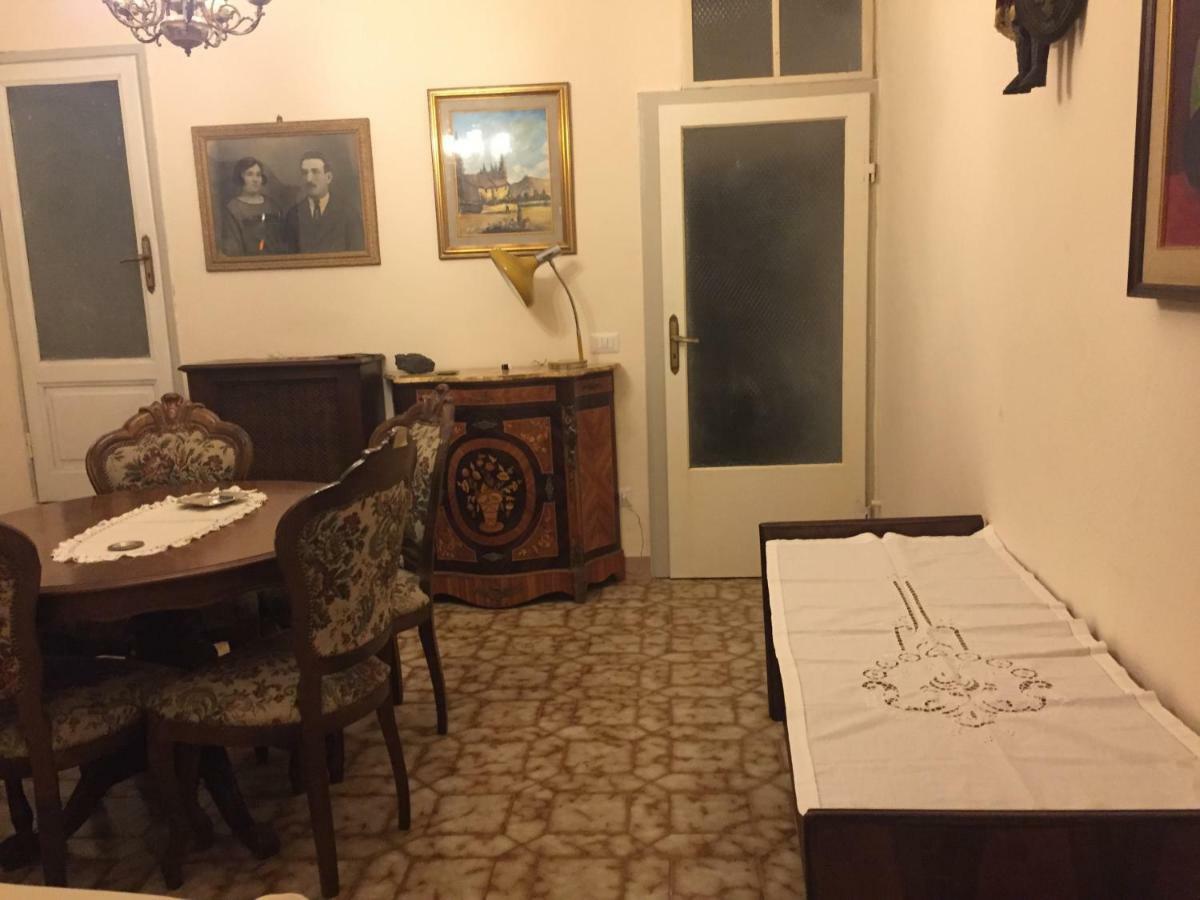 몬테바르치 La Casa Di Luigi 아파트 외부 사진